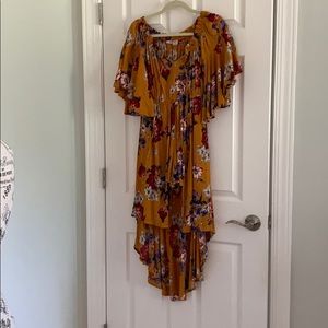Mustard floral shorts romper size Large